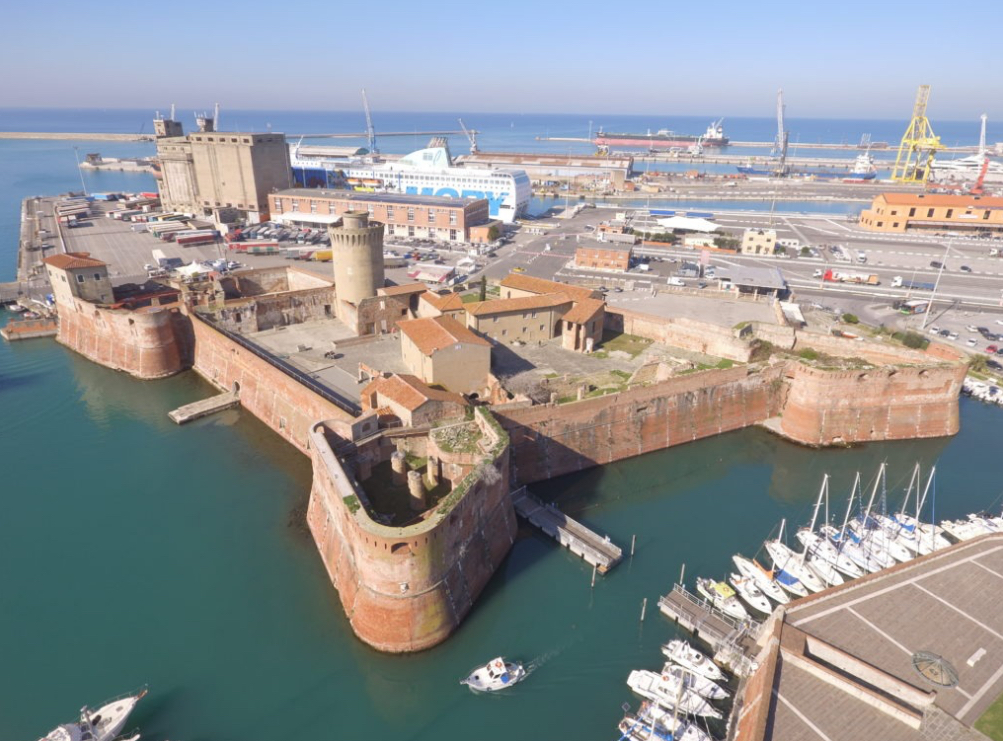 Demade in Fortezza Vecchia 